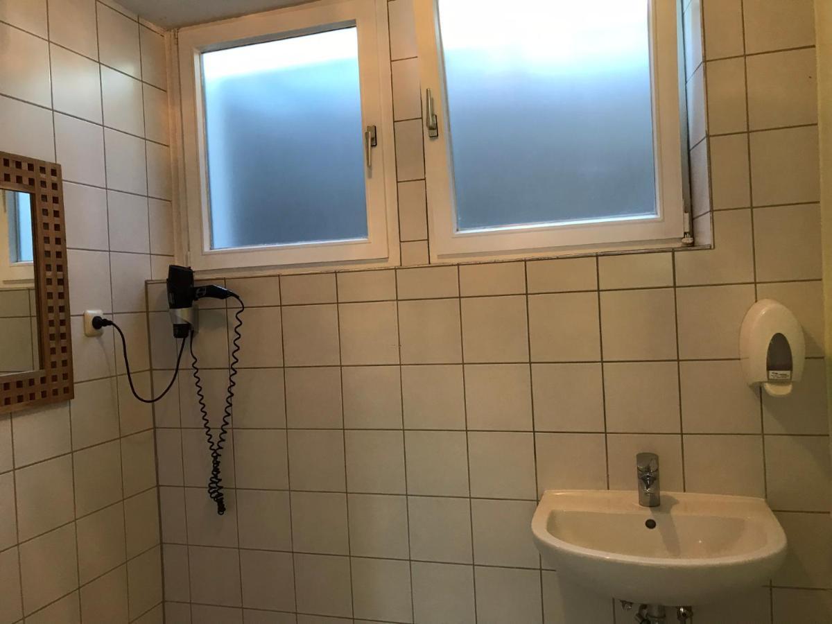 Gaestehaus Sandra Sulzbach-Rosenberg Luaran gambar